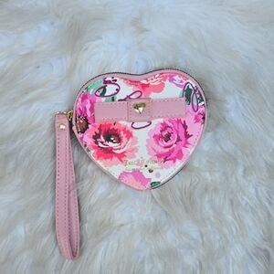 Juicy Couture Peek A Box Small Heart-shaped Pink Floral Wristlet
